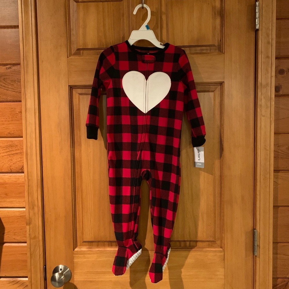 NWT Carter’s Buffalo Plaid Fleece 24m Pajamas